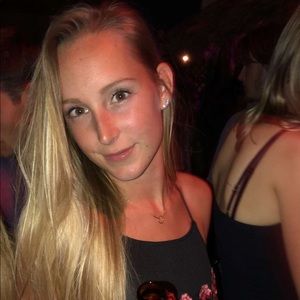 Meet your Posher, Shelby